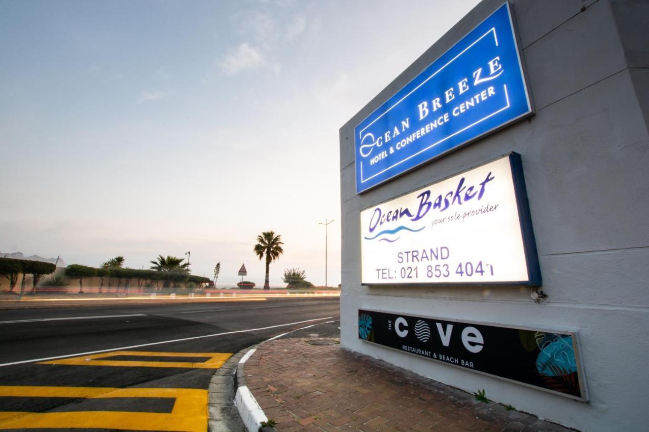 Ocean Breeze Hotel Strand Buitenkant foto